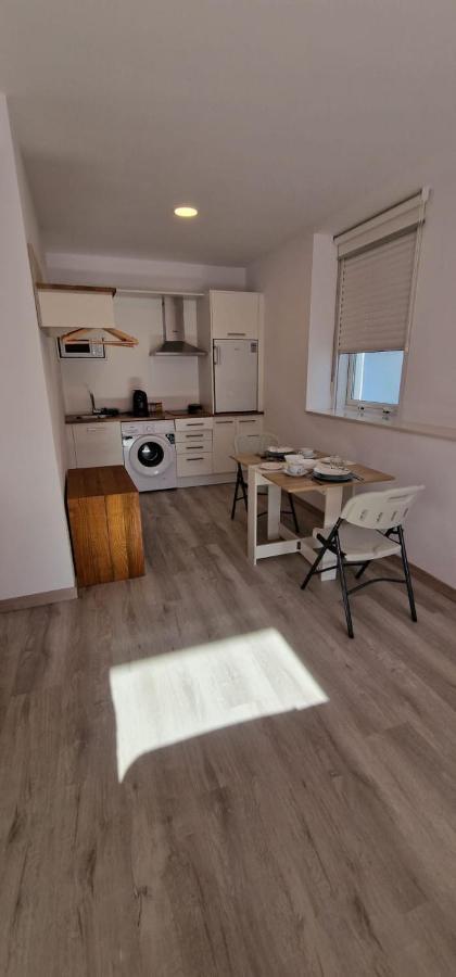 Estudios En Plaza Cabo Da Centro Apartment